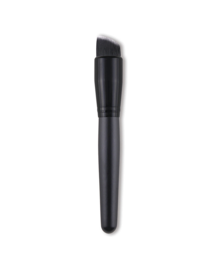 #810 - Slanted Foundation Brush (Foundation)